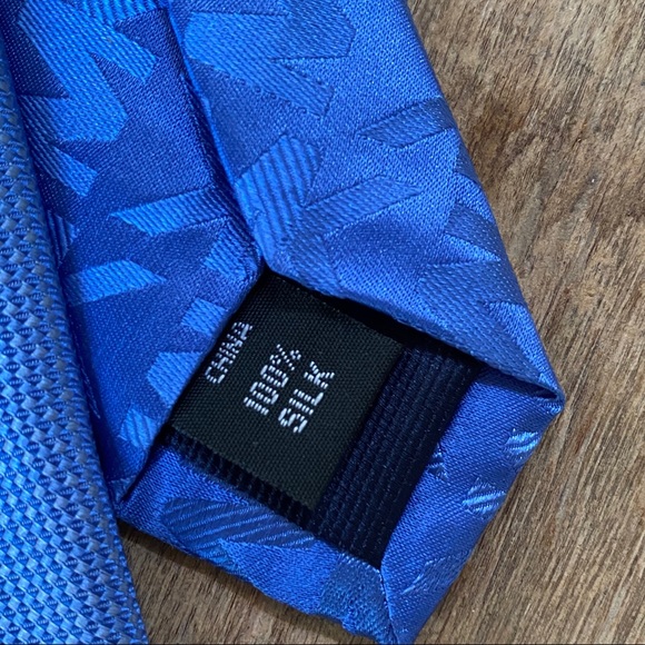 Tonal Textured Tie - Picture 10 of 11